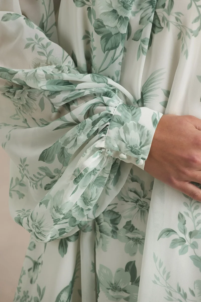 Delphia | Vestido Largo de Chiffón y Estampado Floral Verde - Imagen 8