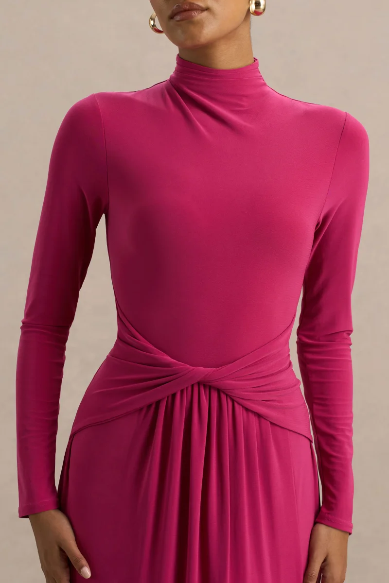 Hourglass | Vestido Largo Fucsia de Manga Larga con Escote alto, Detalle Cruzado en la Cintura y Abertura Frontal - Imagen 6