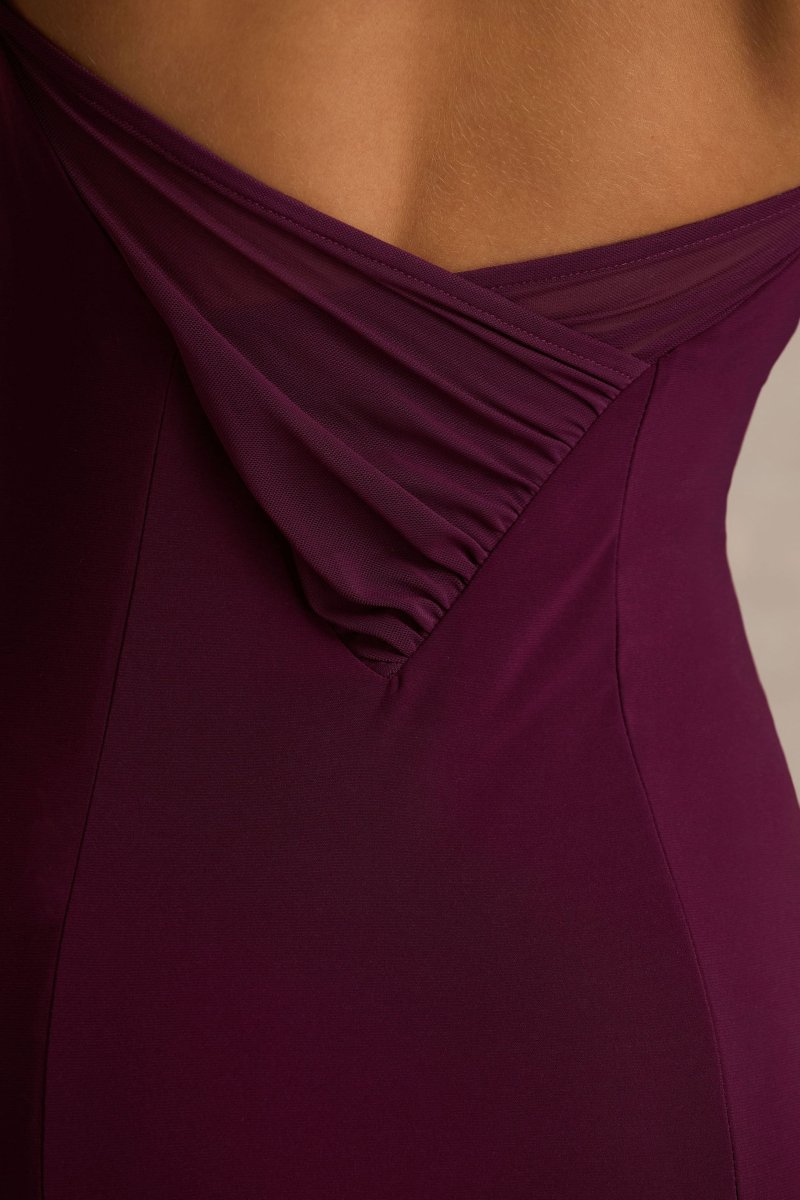 Gabbie | Vestido Largo Burdeos Con Escote Drapeado y Espalda De Malla - Imagen 7