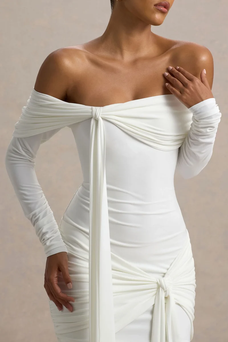 Essie | Vestido corto blanco de mangas largas con escote bardot y detalles de lazo - Imagen 4