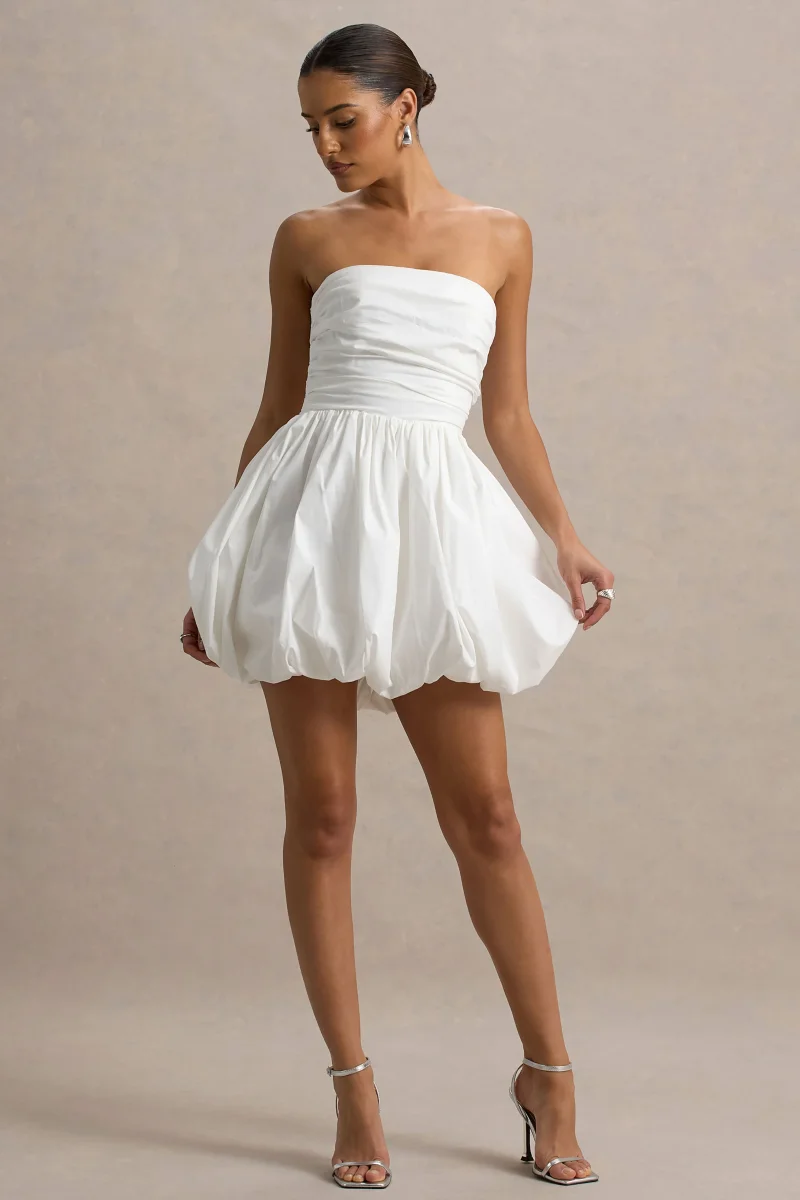 Faye | Vestido corto blanco con escote bandeau y falda puff ball - Imagen 2