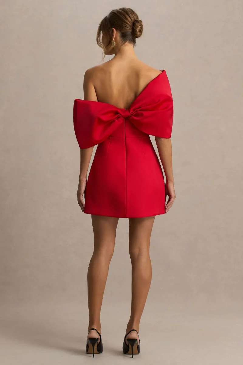 Tindra | Vestido Corto Rojo con Escote Bandeau y Mangas de Lazo - Imagen 2