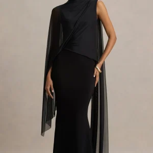 Amour | Vestido Largo Negro Con Escote Alto y Detalle De Manga Capa