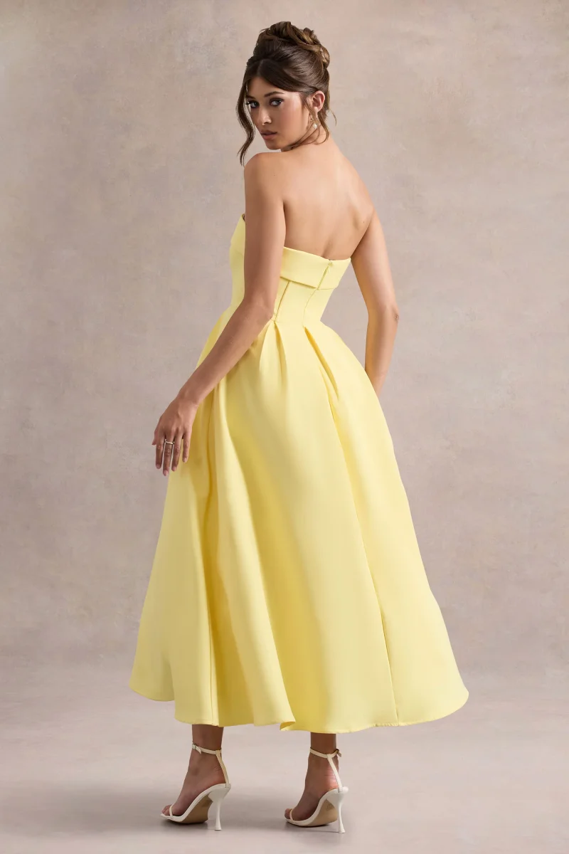Annalise | Vestido midi en amarillo limón con escote bandeau y falda plisada - Imagen 3