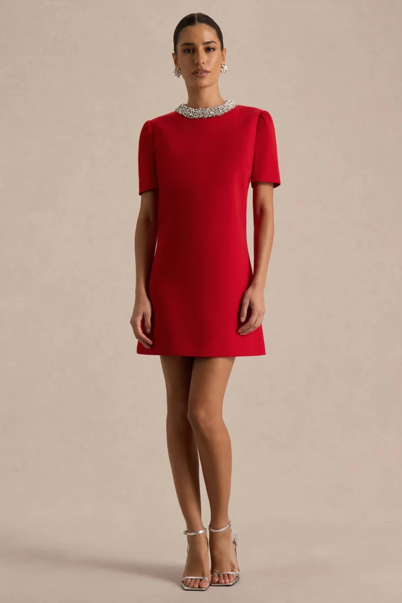 Jackie | Vestido Corto Rojo de Cuello Alto Adornado - Imagen 2