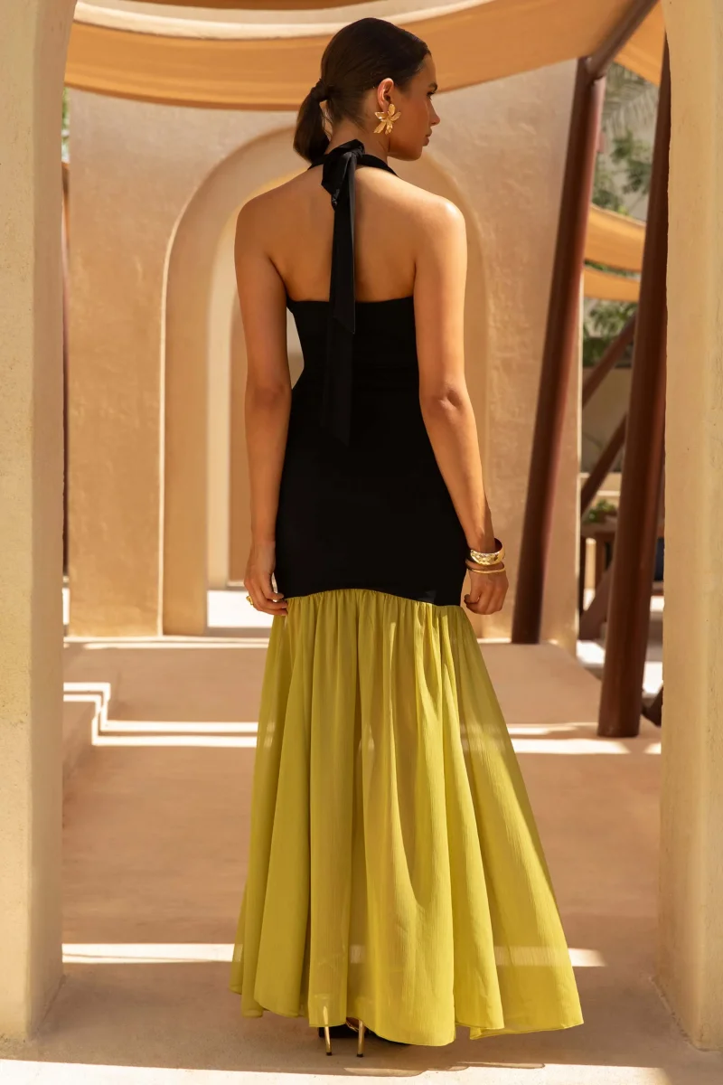 Edda | Vestido largo en negro y verde con cintura caída y espalda descubierta - Imagen 3
