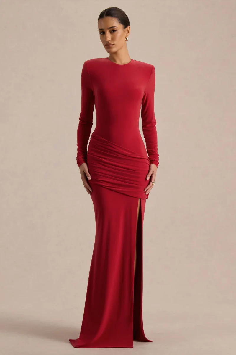 Liora | Vestido Largo Rojo de Cuello Alto con Abertura Delantera Alta