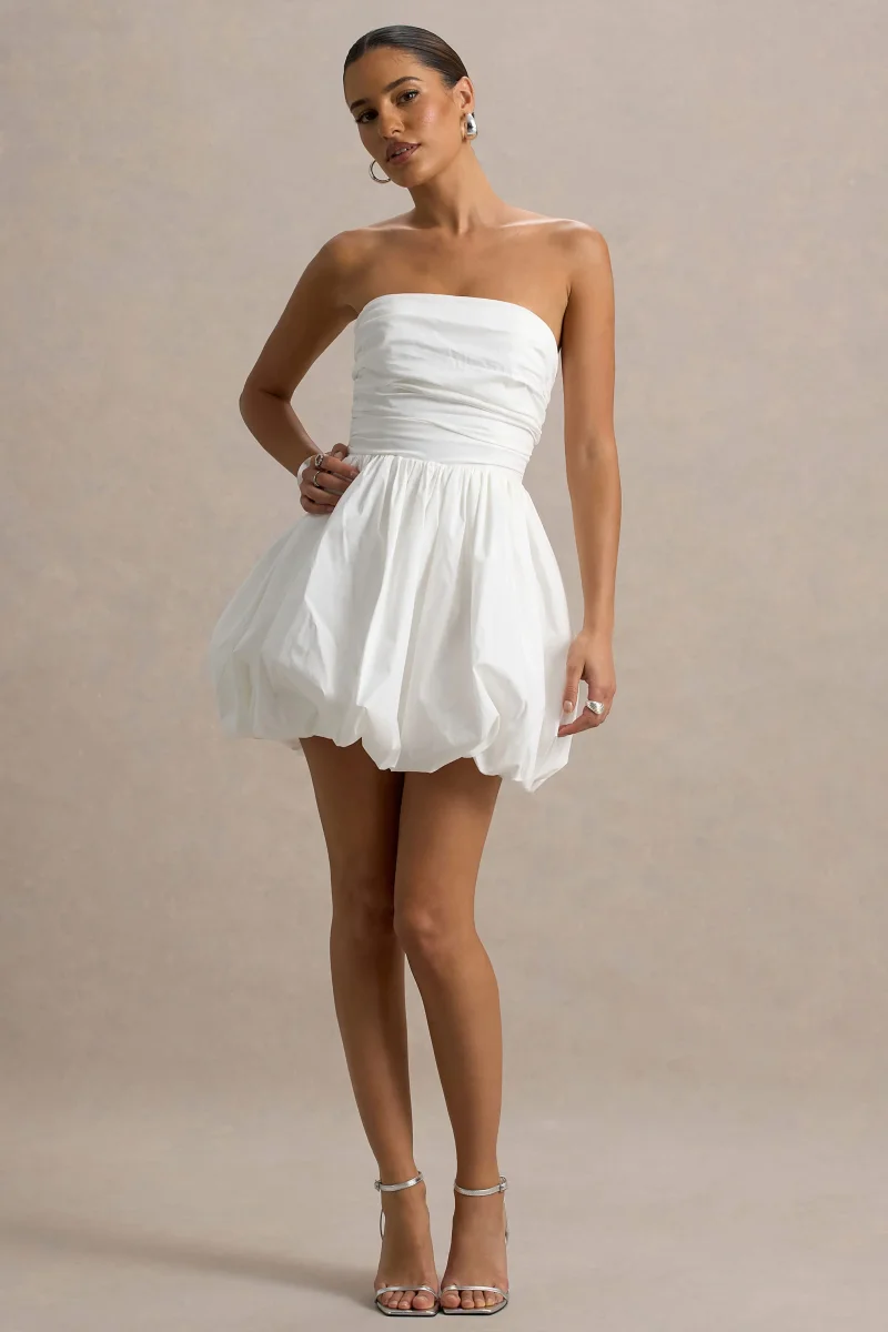 Faye | Vestido corto blanco con escote bandeau y falda puff ball - Imagen 6