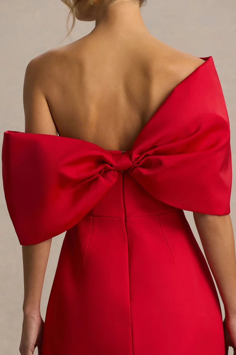 Tindra | Vestido Corto Rojo con Escote Bandeau y Mangas de Lazo - Imagen 8