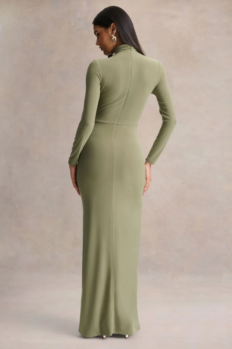 Persis | Vestido Largo Verde Oliva de Cuello Alto con Detalles Fruncidos - Imagen 3