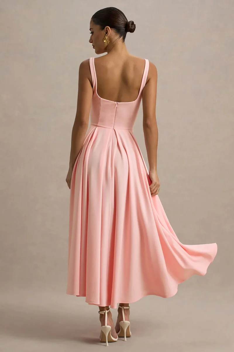 Parina | Vestido midi rosa claro con escote cuadrado y falda voluminosa - Imagen 3