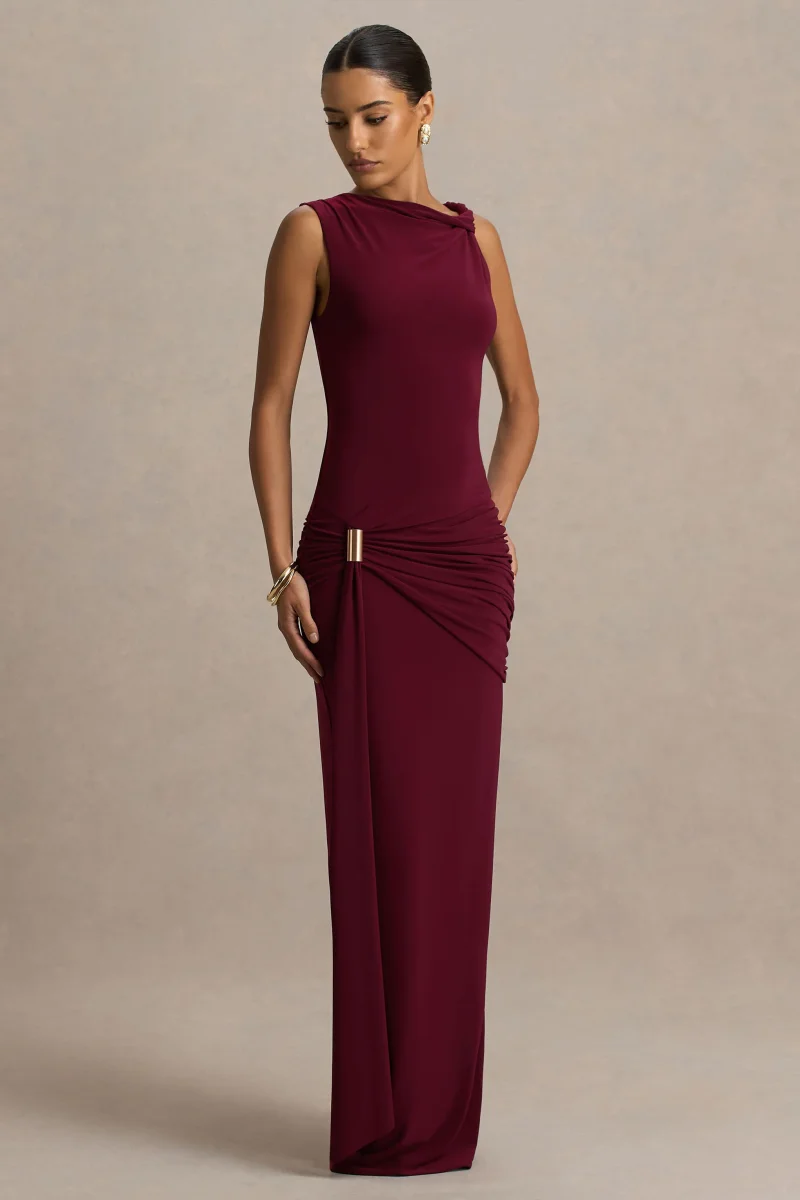 Decadence | Vestido Largo Burdeos de Cuello Alto con Manga Retorcida y Detalle de Lazo - Imagen 6
