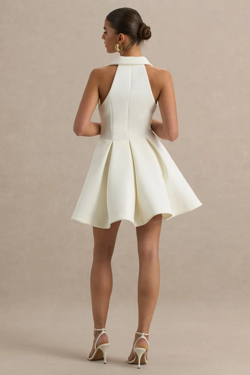 Kyla | Vestido corto blanco con escote pronunciado. - Imagen 3