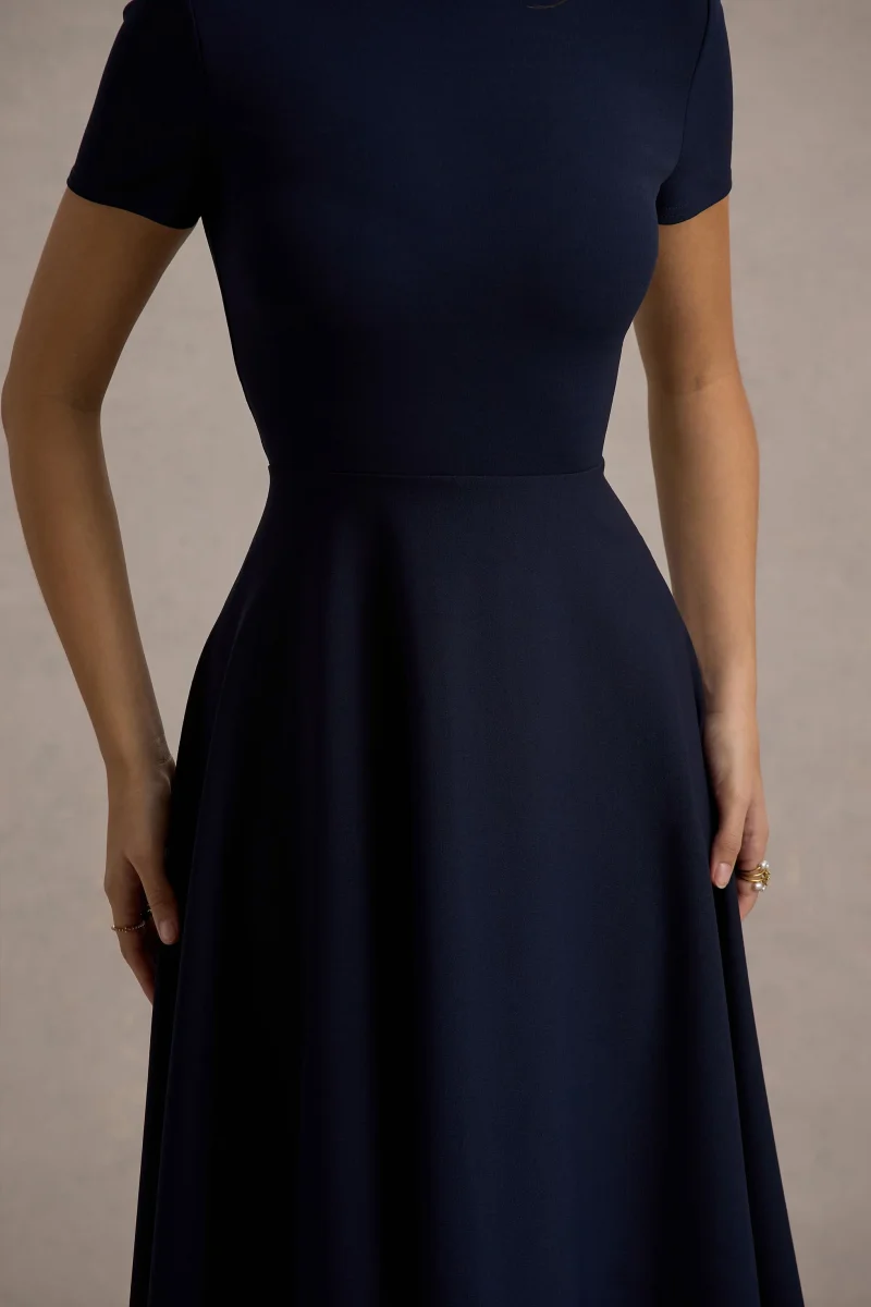 Bellona | Vestido midi azul marino con mangas cortas y falda asimétrica - Imagen 8
