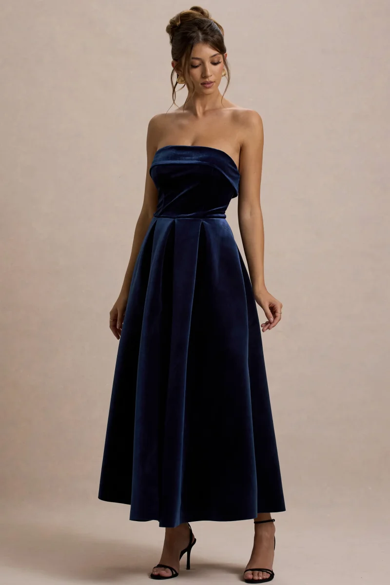 Addina | Vestido largo de terciopelo en azul marino con falda plisada - Imagen 2