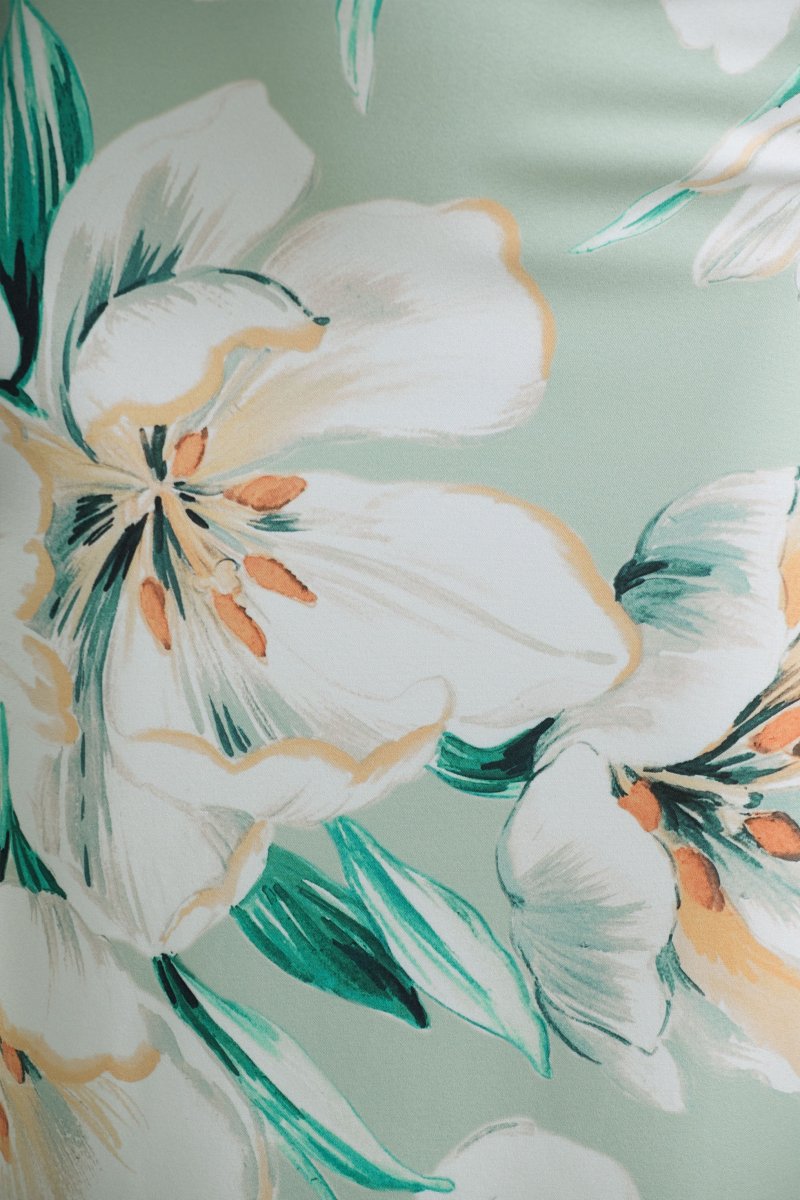 Kellis | Vestido largo Asimétrico con Manga Abullonada en Estampado Floral Verde - Imagen 9